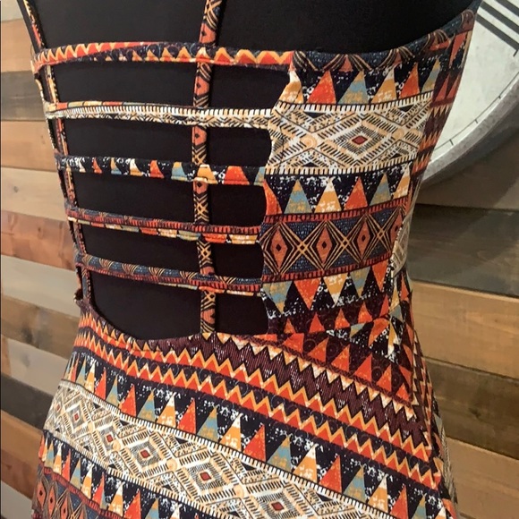 Aztec skater dress - Picture 3 of 4